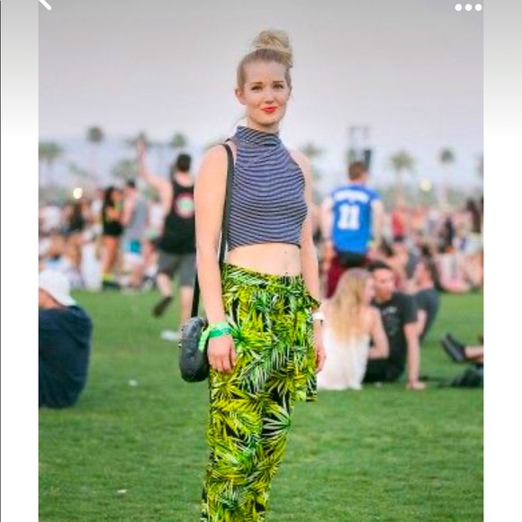 MINKPINK | Crop Mock Turtleneck Top - Picture 2 of 6